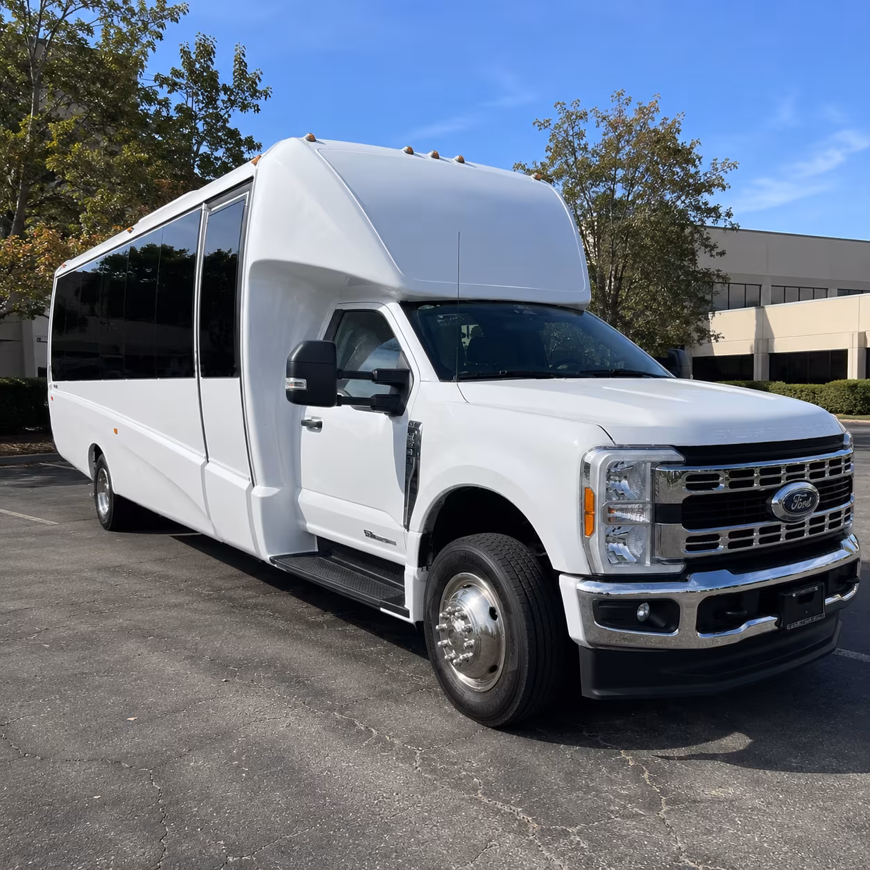 how starting location and deadhead affect charter bus rates in apopka