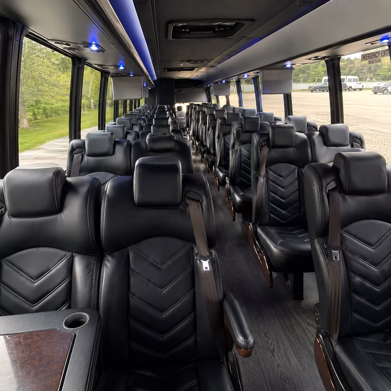 kissimmee private bus rentals for kissimmee concerts and festivals