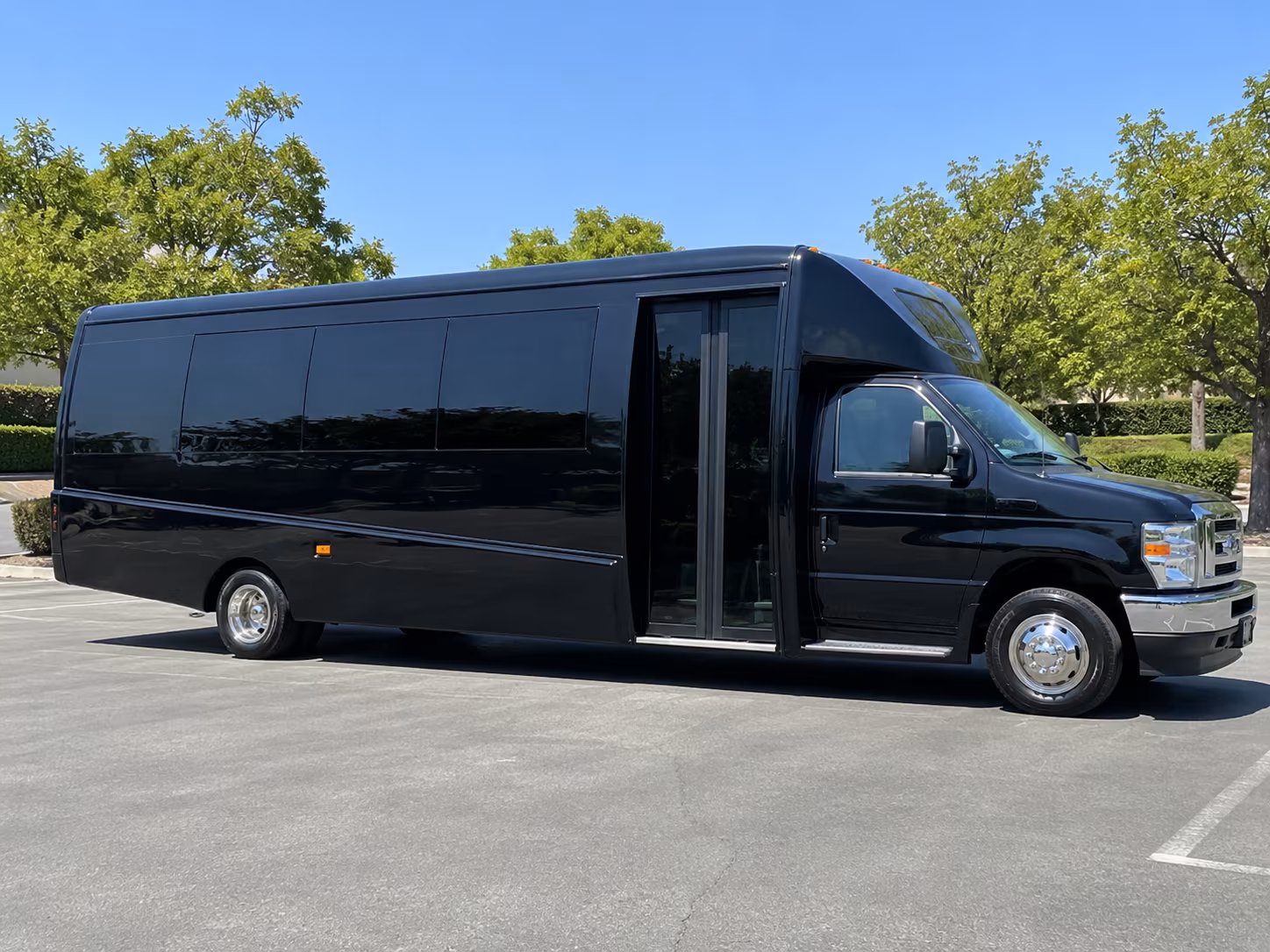 oviedo book your oviedo school field trip charter bus rental
