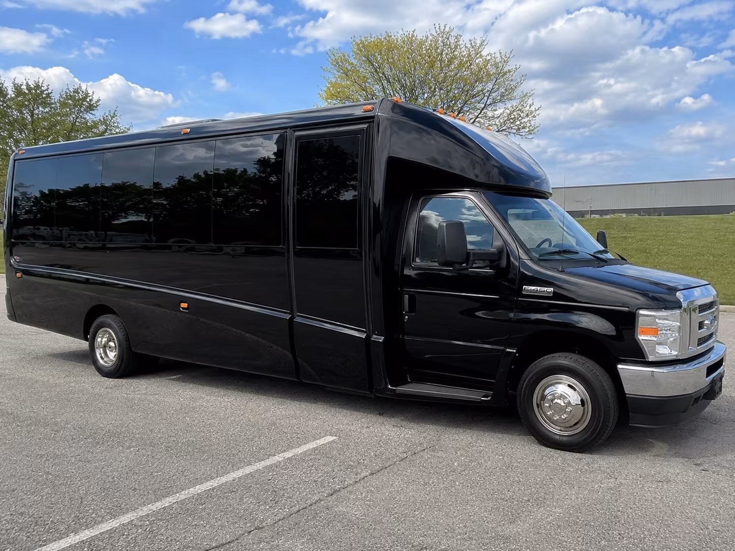 shuttle your guests between hotels and your apopka area venue with ease