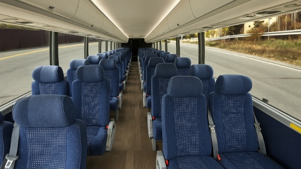 altamonte springs 28 passenger minibus